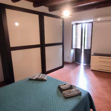 Ferienwohnung Vicolo Del Vento Casa Ponente Palermo Exterior foto