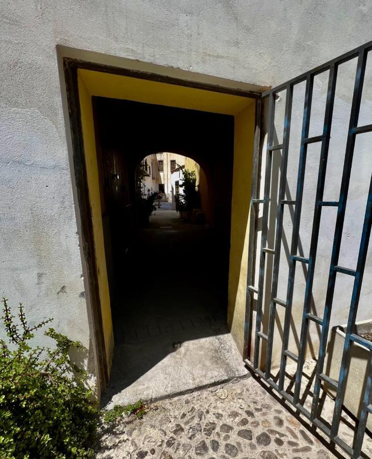 Ferienwohnung Vicolo Del Vento Casa Ponente Palermo Exterior foto